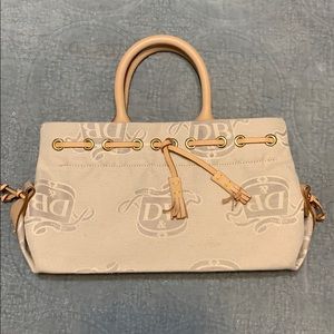 Dooney & Bourke purse